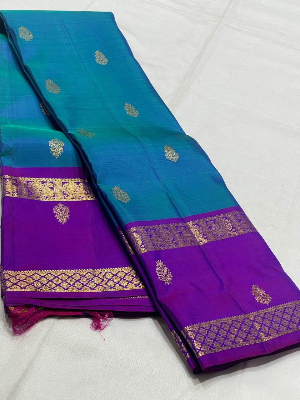 Pure handloom Kanchipuram silk sarees

*Silk mark certified*