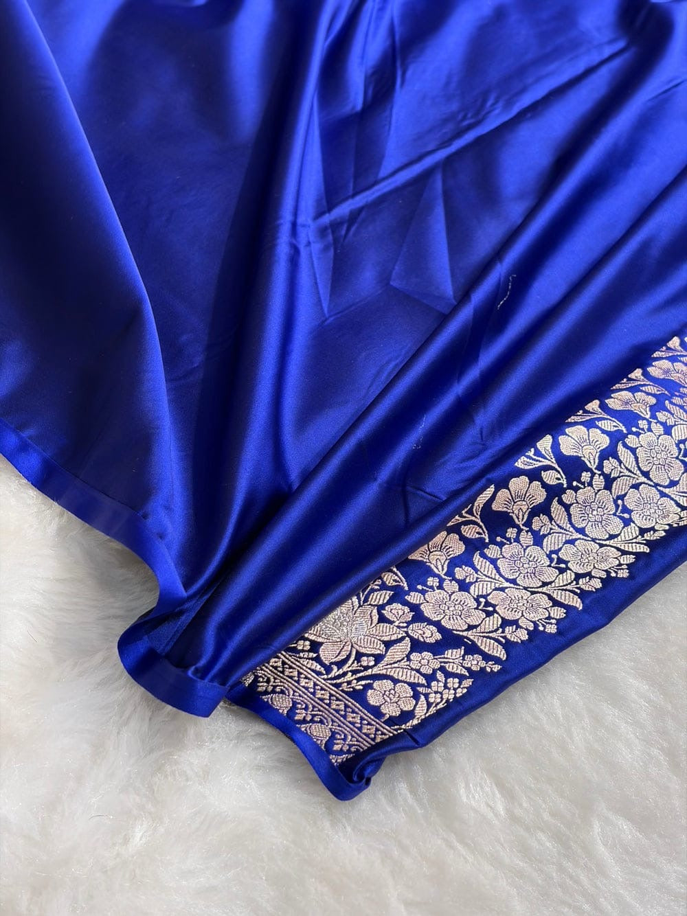 *Banarasi handloom minakari mashru silk saree**