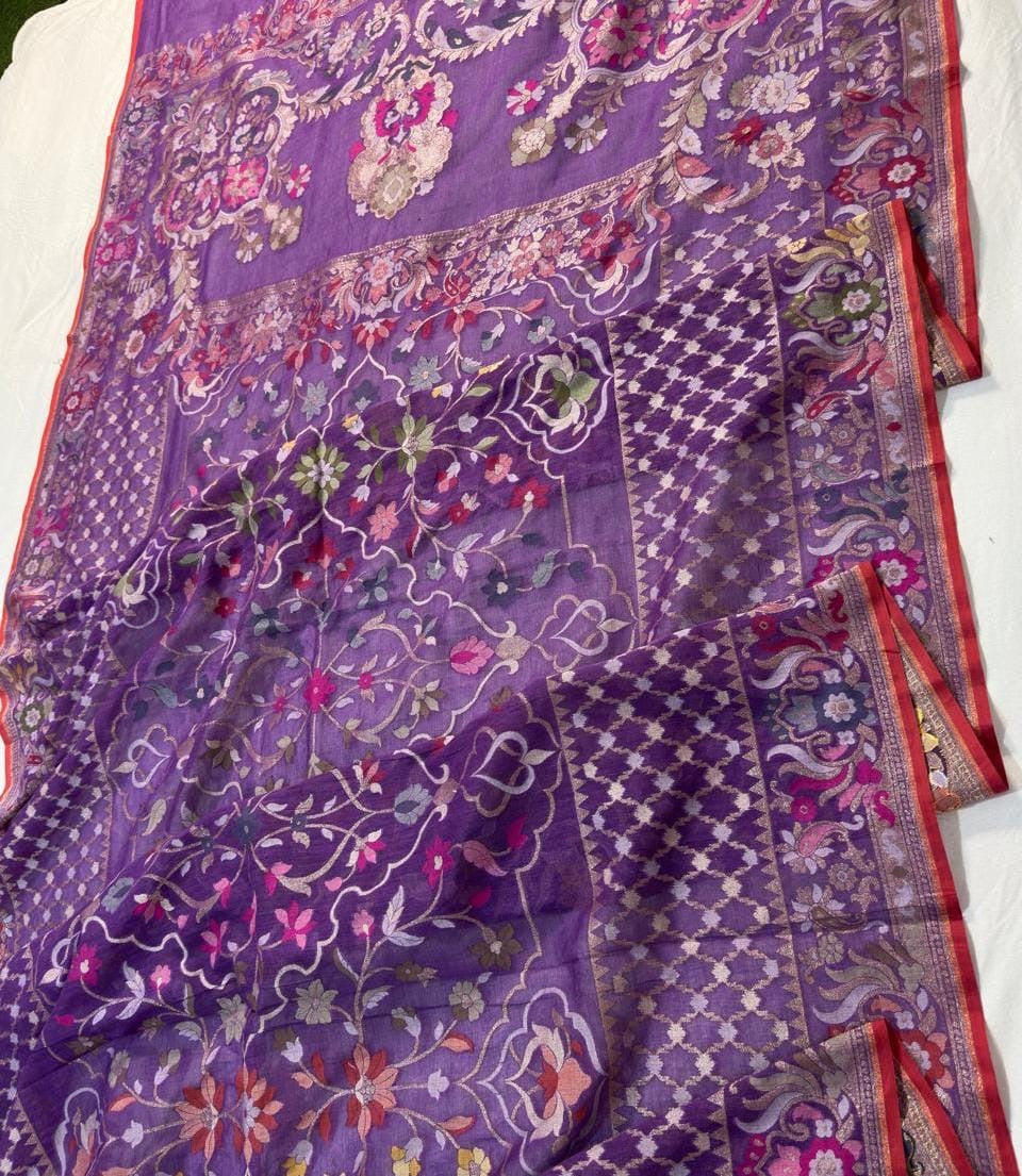 .
Cotton jamdani ek Tara Banaras ✨