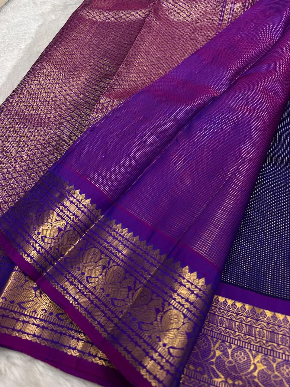 Pure handloom Kanchipuram silk sarees

*Silk mark certified*
