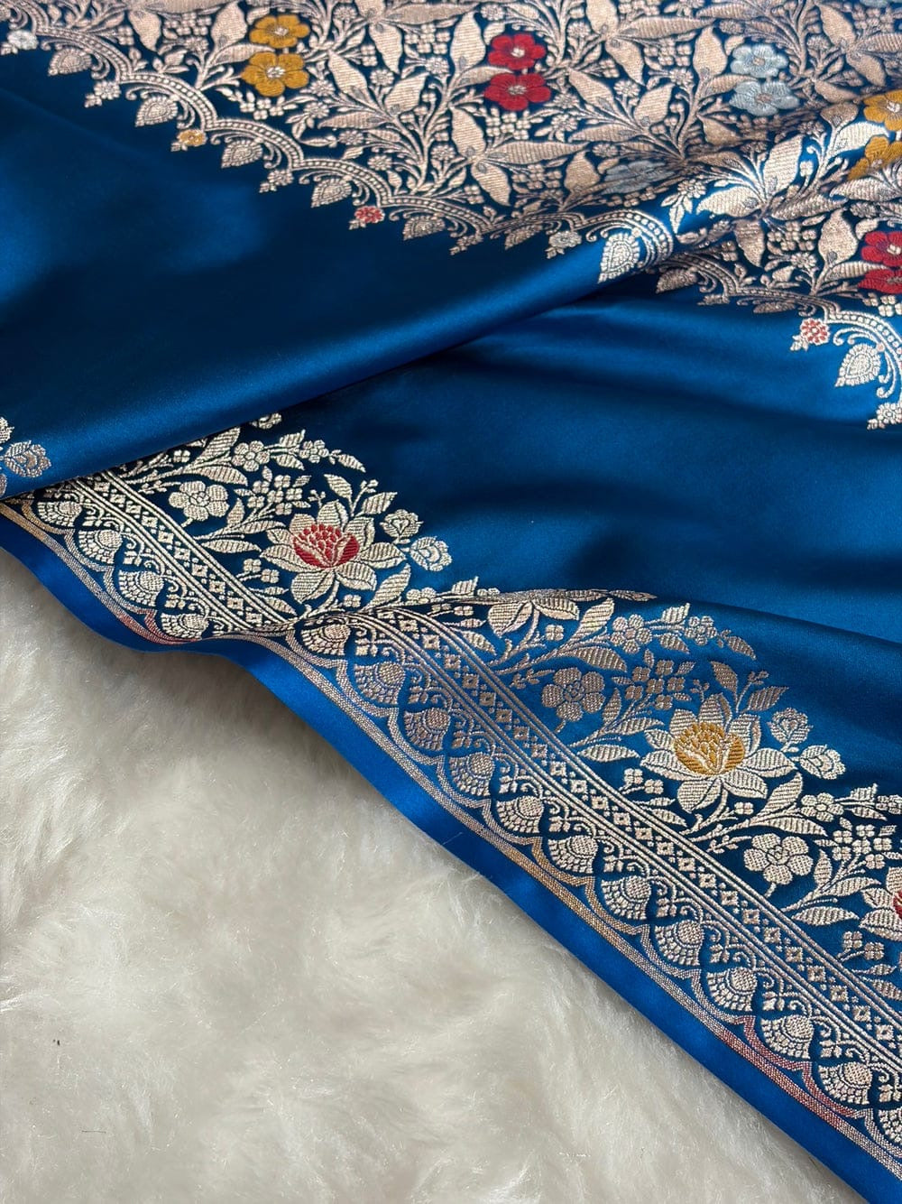*Banarasi handloom minakari mashru silk saree**