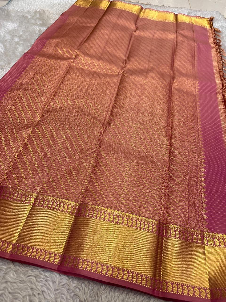 Pure handloom Kanchipuram silk sarees

*Silk mark certified*