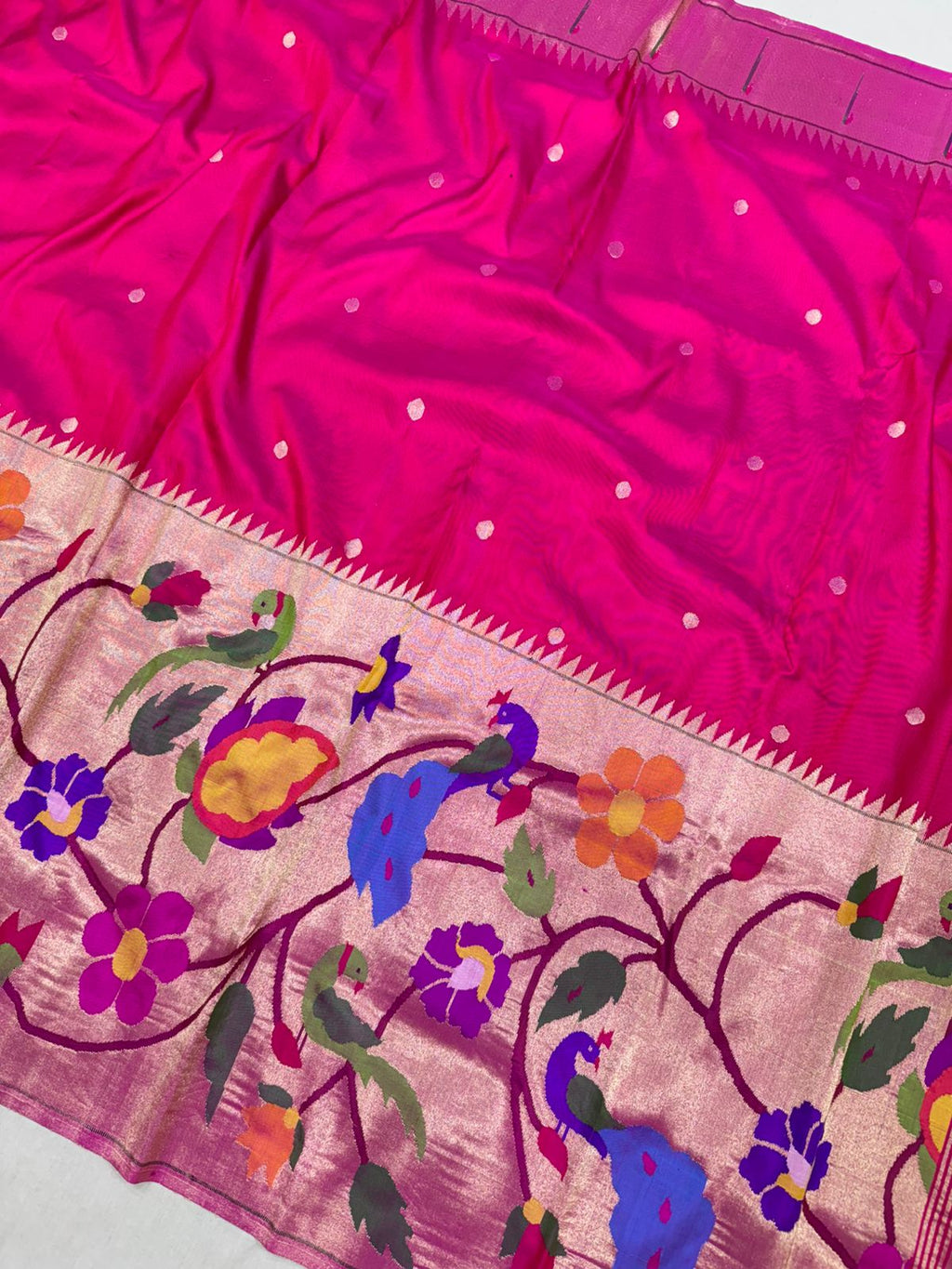 Pink paithani in half border