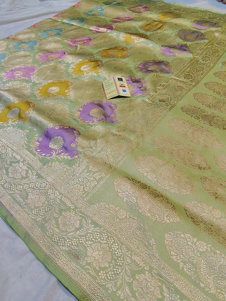 **BANARASI HANDLOOM PURE KATAN SAREE WITH RANKAAT WORK **