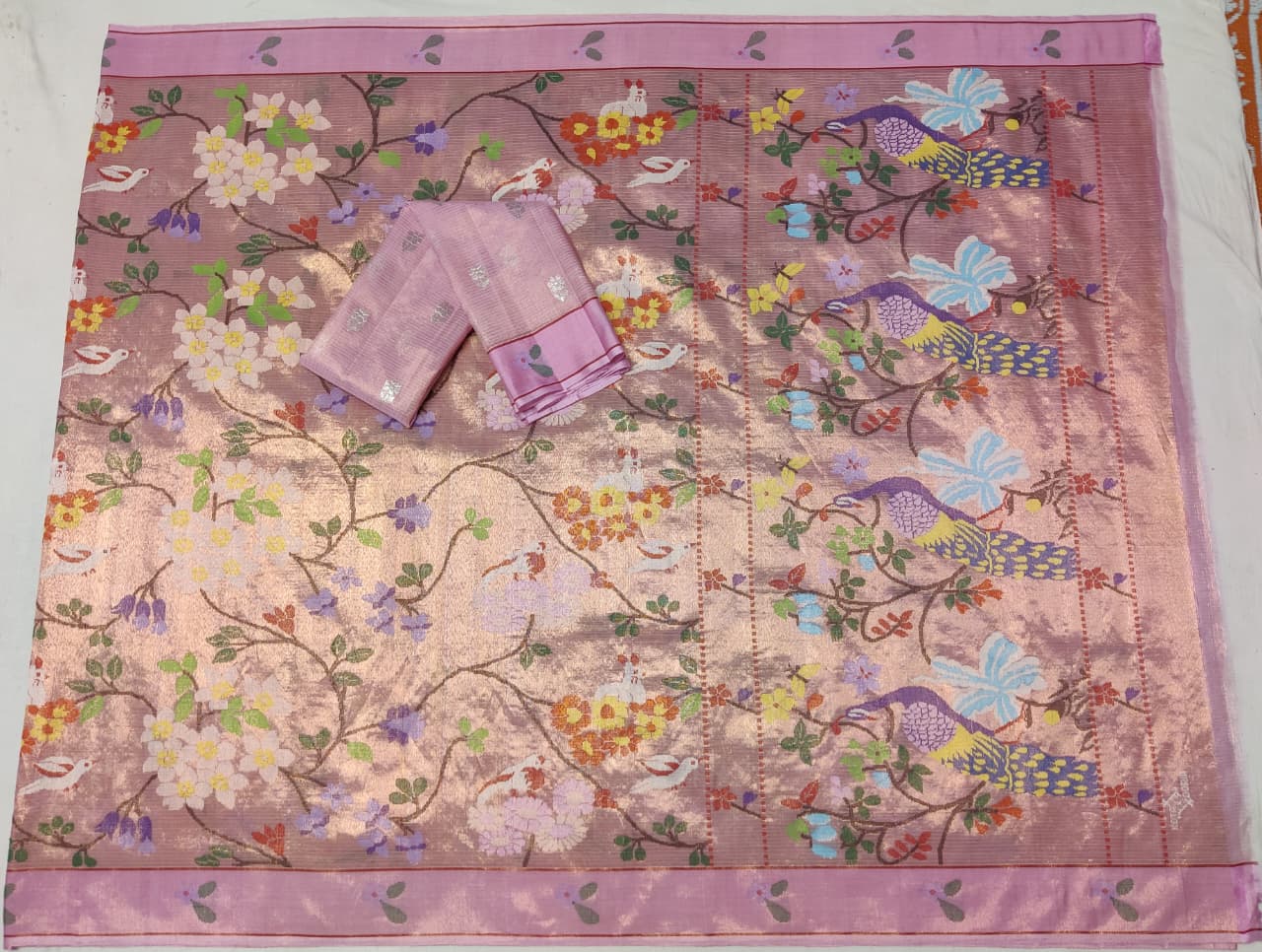 Double tissue saree