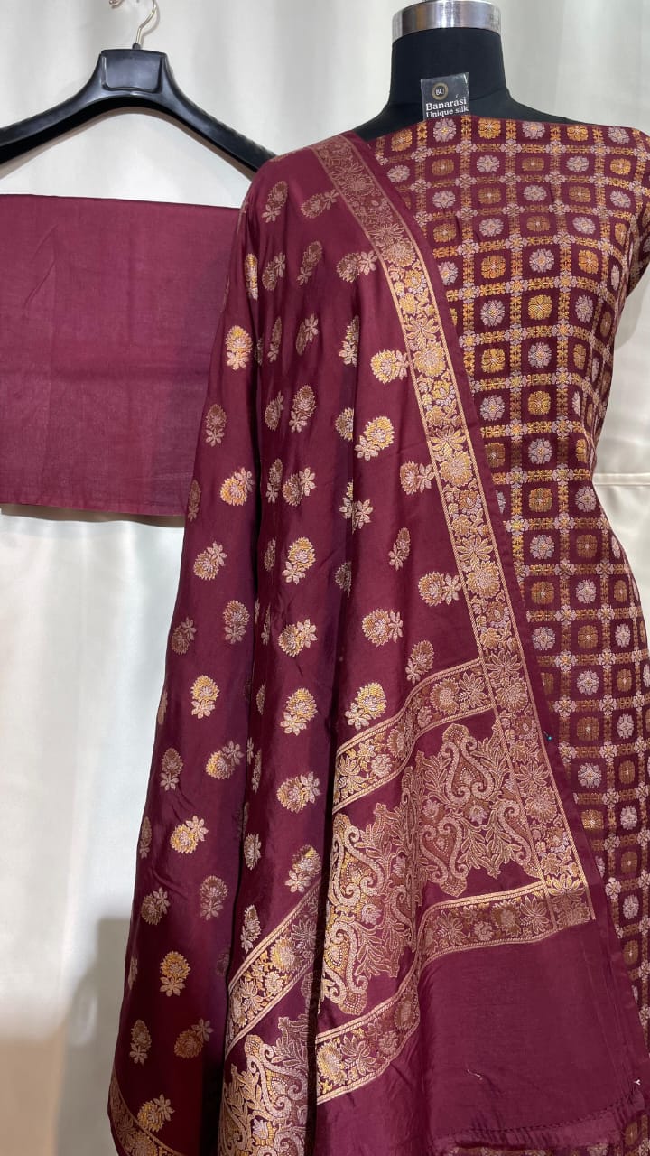 *🪷 Banarasi unstitched product 🪷*
 *Exclusive Banarasi Unstitched Salwar kameez with Dupatta*