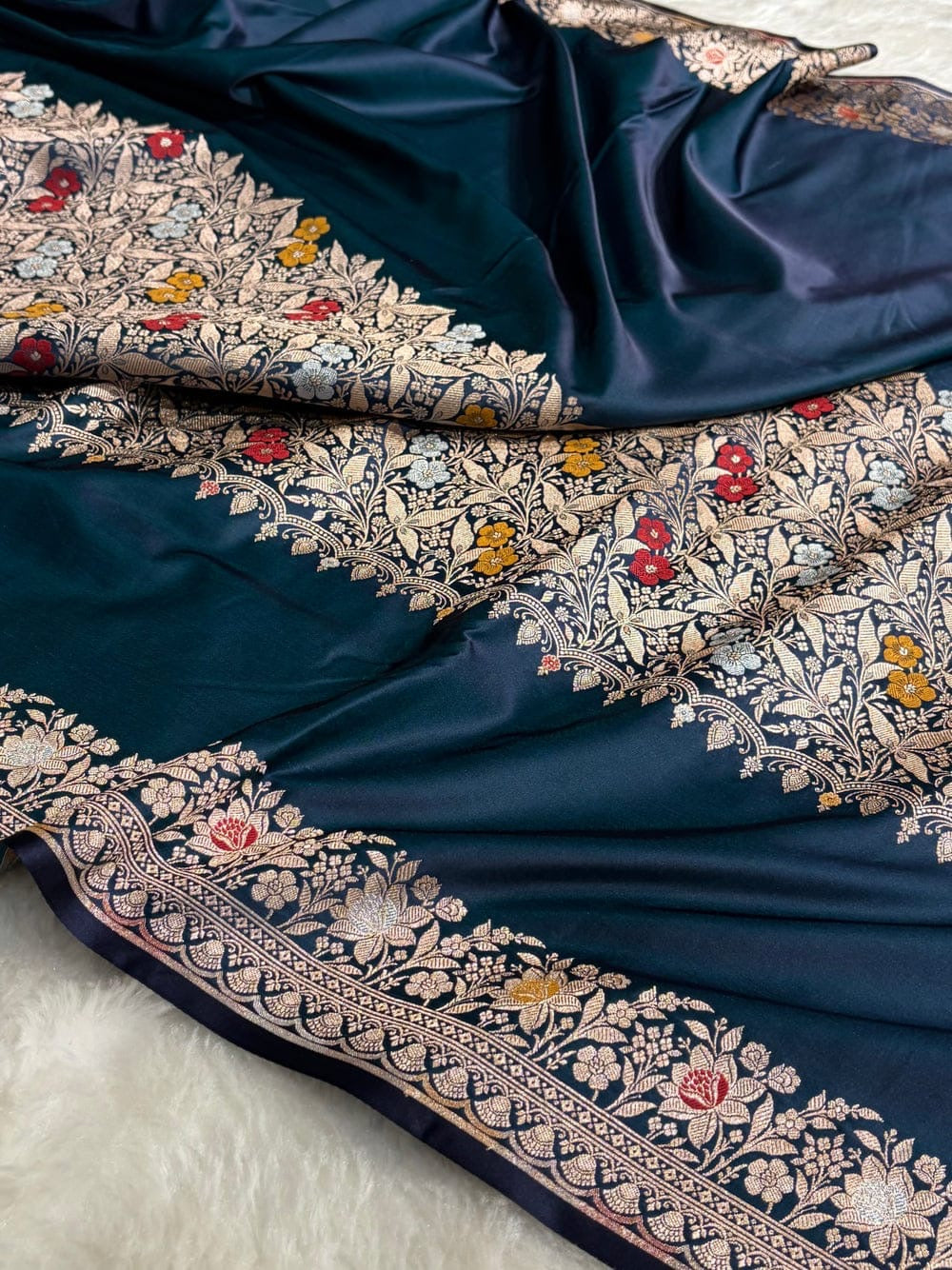 *Banarasi handloom minakari mashru silk saree**