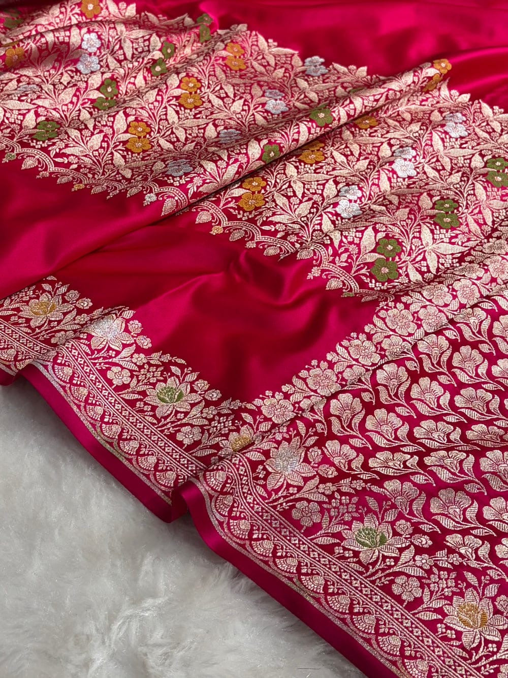 **Banarasi handloom minakari mashru silk saree**